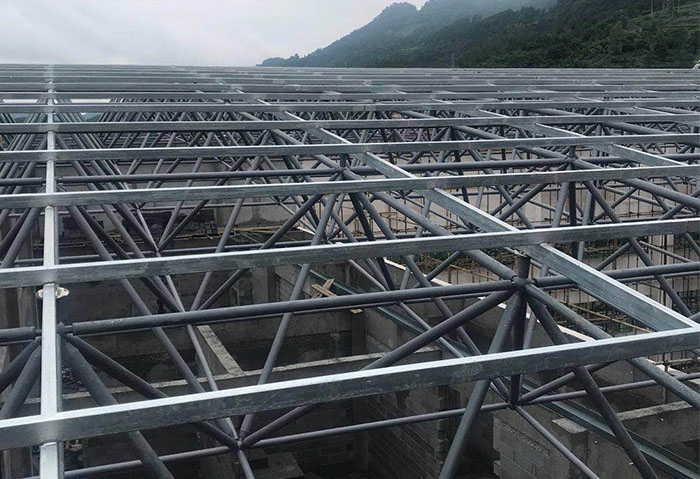 河东贵州仁怀冠英学校艺体楼网架