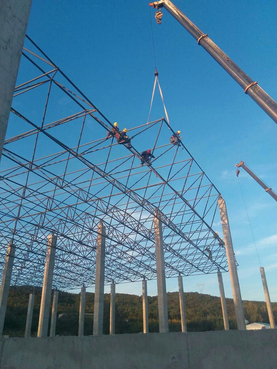 河东汪清物流园网架
